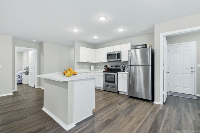 1961 Auburn Hills Drive, Benton, AR 72015