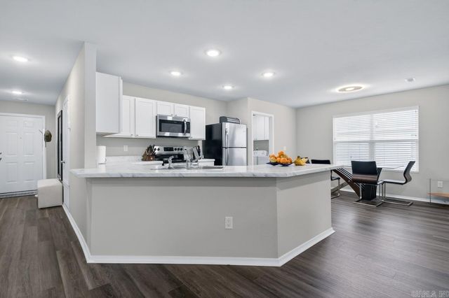 1961 Auburn Hills Drive, Benton, AR 72015