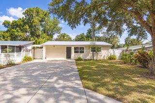 7205 51ST AVENUE N, St Petersburg, FL 33709