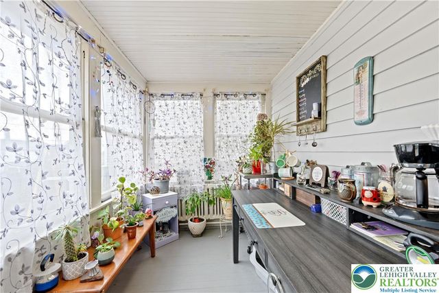 106 N Main Street, Nazareth Boro, PA 18064