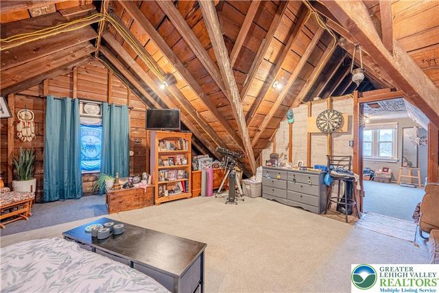 106 N Main Street, Nazareth Boro, PA 18064