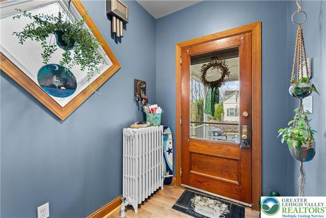 106 N Main Street, Nazareth Boro, PA 18064