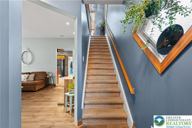 106 N Main Street, Nazareth Boro, PA 18064