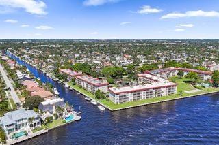 3050 NE 48th Court 303, Lighthouse Point, FL 33064