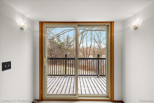 3185 Shimmons Road, Auburn Hills, MI 48326