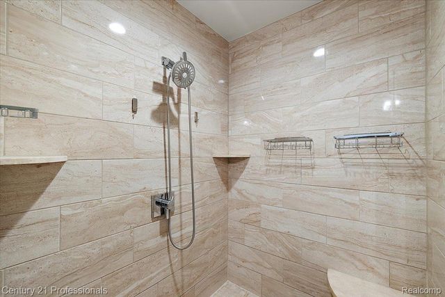 3185 Shimmons Road, Auburn Hills, MI 48326