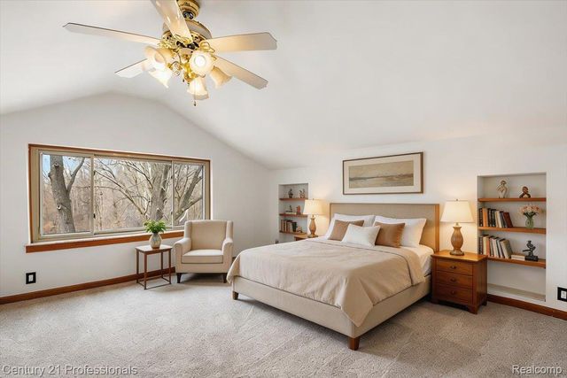 3185 Shimmons Road, Auburn Hills, MI 48326