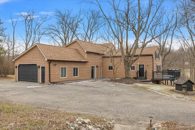 3185 Shimmons Road, Auburn Hills, MI 48326