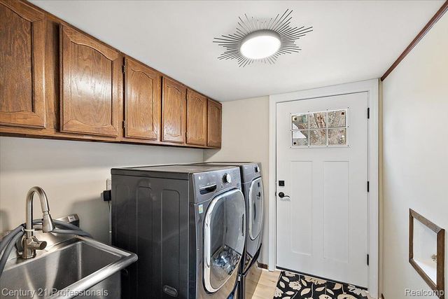 3185 Shimmons Road, Auburn Hills, MI 48326