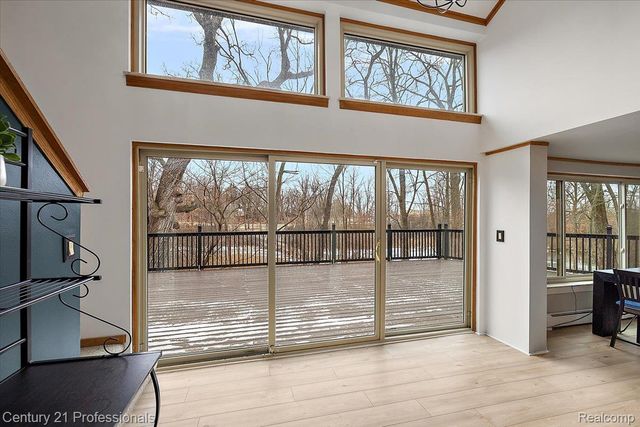 3185 Shimmons Road, Auburn Hills, MI 48326