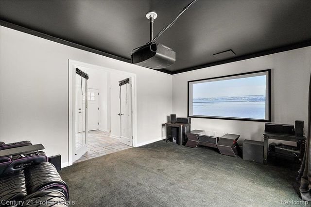 3185 Shimmons Road, Auburn Hills, MI 48326