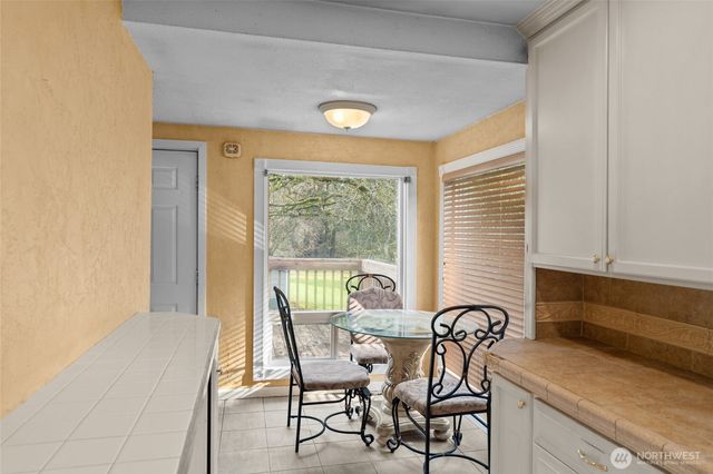 7601 25th Avenue E, Tacoma, WA 98404