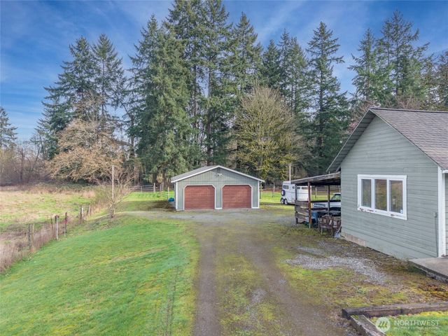 7601 25th Avenue E, Tacoma, WA 98404