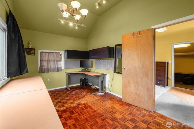 7601 25th Avenue E, Tacoma, WA 98404