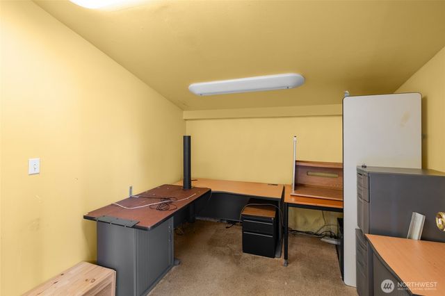 7601 25th Avenue E, Tacoma, WA 98404