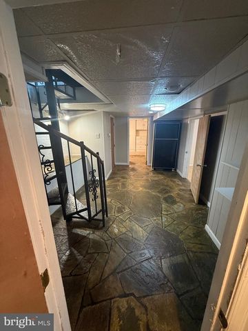 646 OLD DAM RD, Front Royal, VA 22630