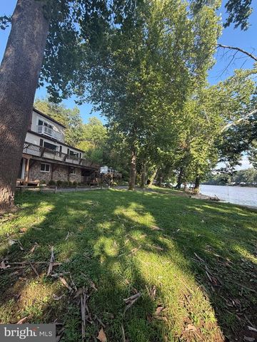 646 OLD DAM RD, Front Royal, VA 22630