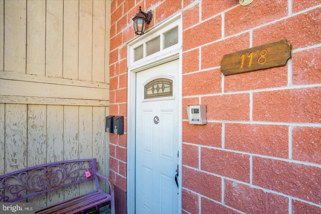 118 RICHMOND ST #2B, Philadelphia, PA 19125