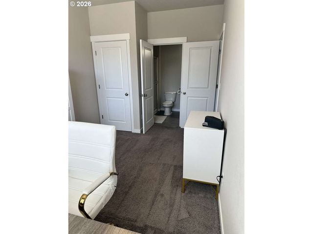 1941 Ne 12TH Ave, Battle Ground, WA 98604