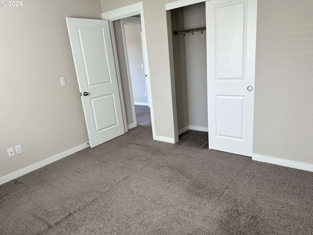 1941 Ne 12TH Ave, Battle Ground, WA 98604