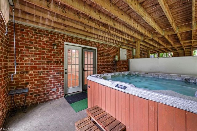 115 Whitley Mill Court, Clemmons, NC 27012