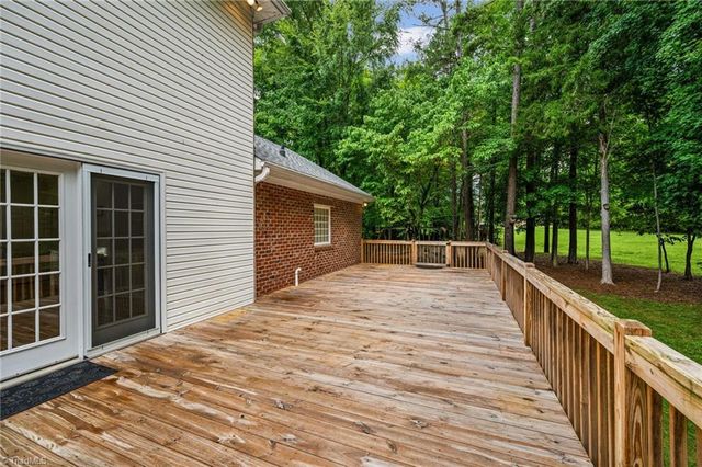 115 Whitley Mill Court, Clemmons, NC 27012