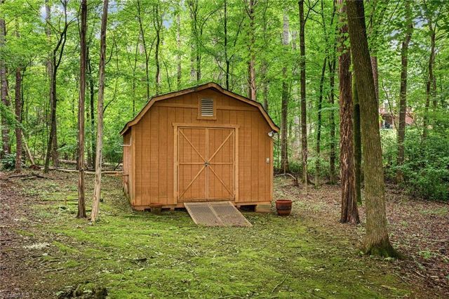 115 Whitley Mill Court, Clemmons, NC 27012