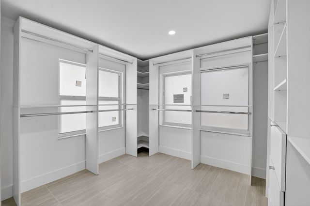 4701 NW 1st Place, Deerfield Beach, FL 33442