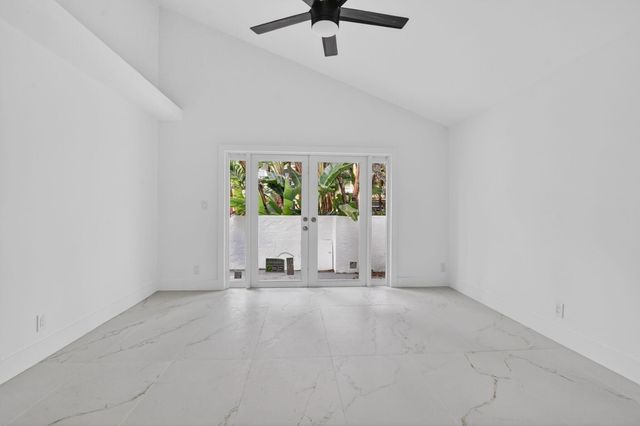 4701 NW 1st Place, Deerfield Beach, FL 33442