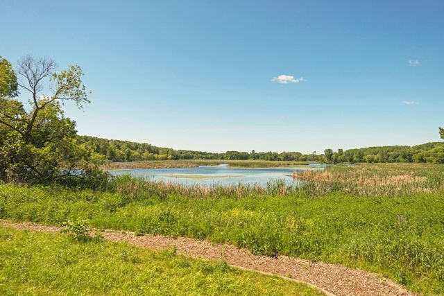 6500 Woodlake Drive 906, Richfield, MN 55423