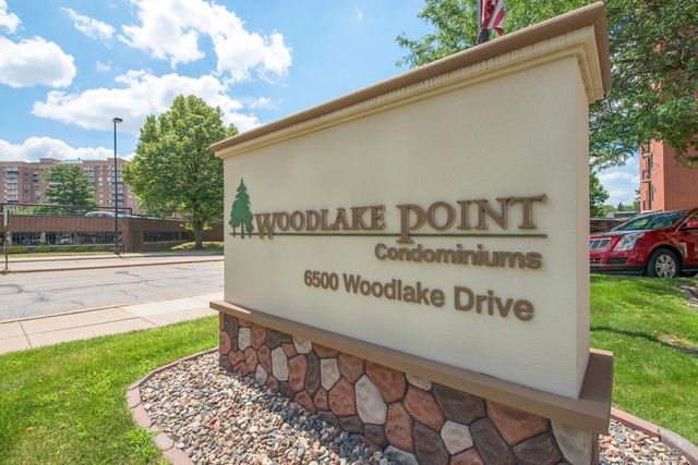 6500 Woodlake Drive 906, Richfield, MN 55423
