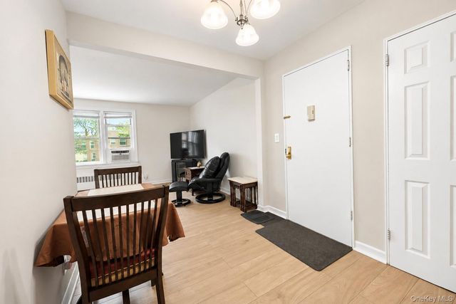 15 Winchester Avenue 2B, Yonkers, NY 10710