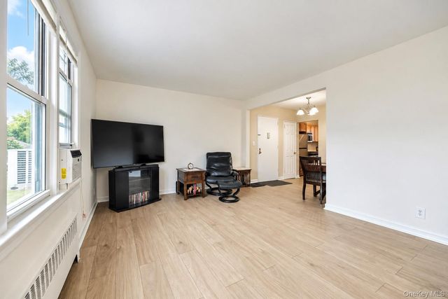 15 Winchester Avenue 2B, Yonkers, NY 10710