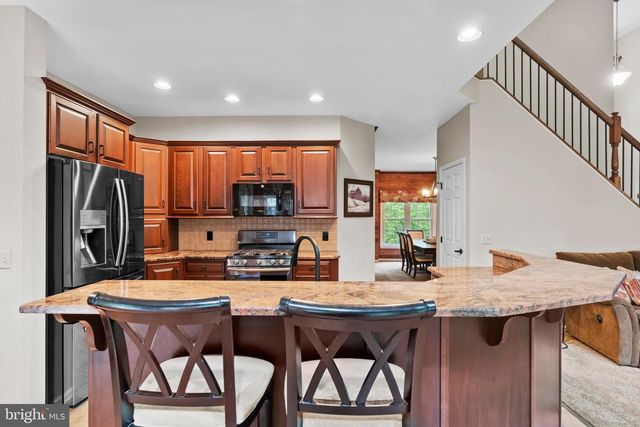 5995 BULL RD, Dover, PA 17315