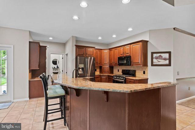 5995 BULL RD, Dover, PA 17315