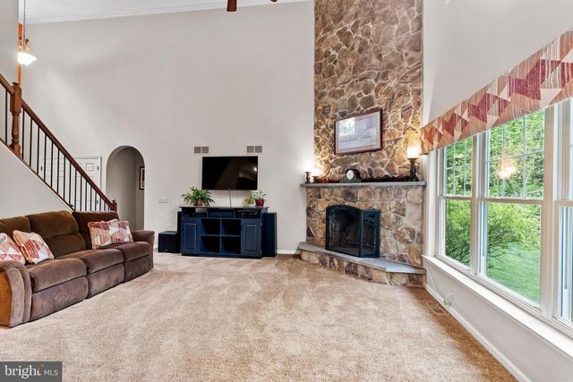 5995 BULL RD, Dover, PA 17315