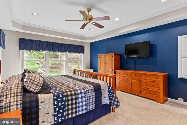 5995 BULL RD, Dover, PA 17315