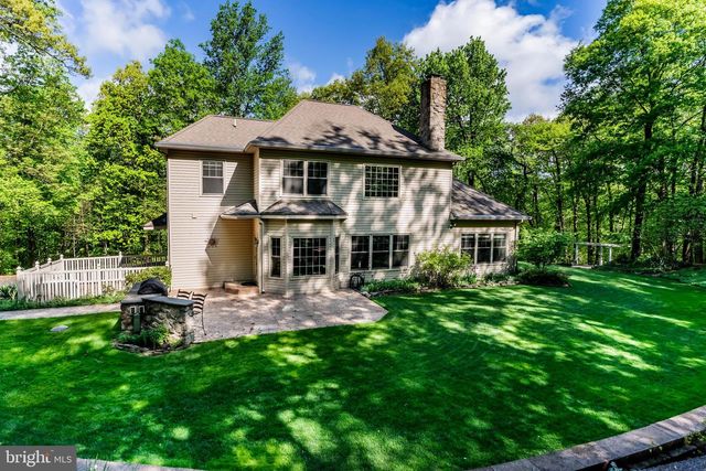 5995 BULL RD, Dover, PA 17315