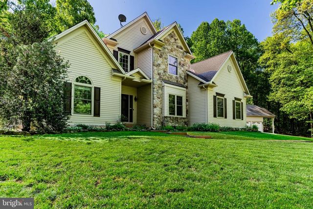 5995 BULL RD, Dover, PA 17315