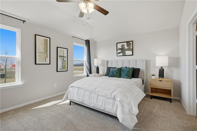 20385 W 193rd Lane, Spring Hill, KS 66083