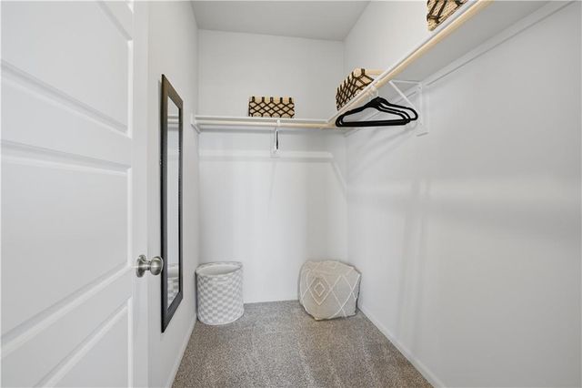 20385 W 193rd Lane, Spring Hill, KS 66083