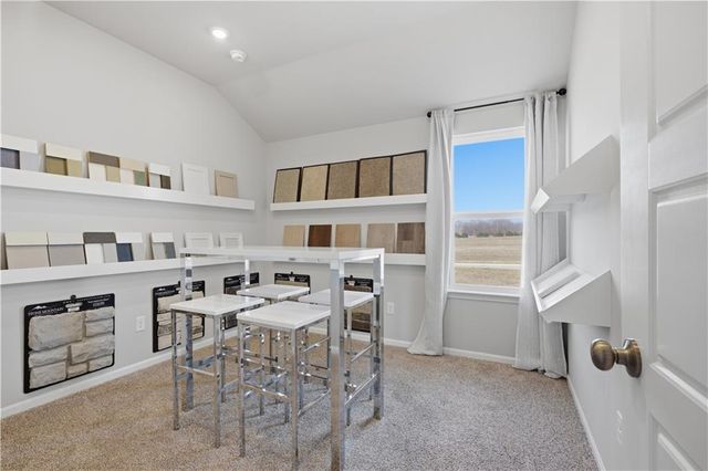 20385 W 193rd Lane, Spring Hill, KS 66083