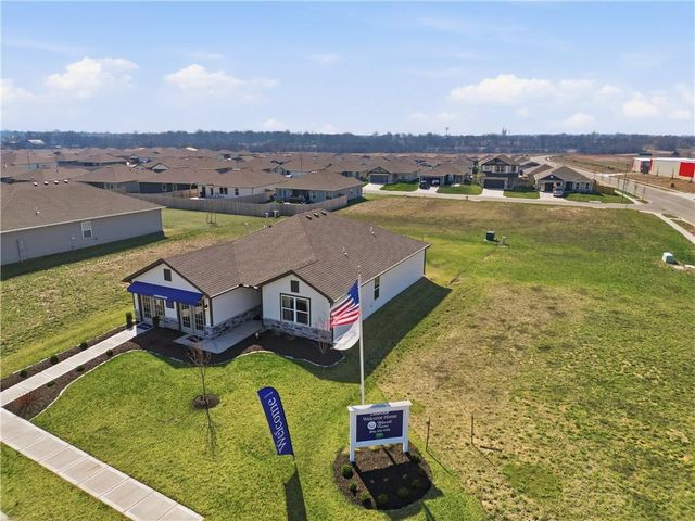 20385 W 193rd Lane, Spring Hill, KS 66083