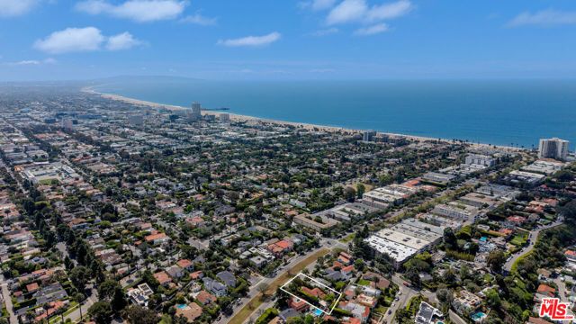 731 San Vicente Boulevard, Santa Monica, CA 90402