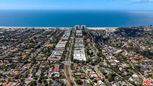 731 San Vicente Boulevard, Santa Monica, CA 90402