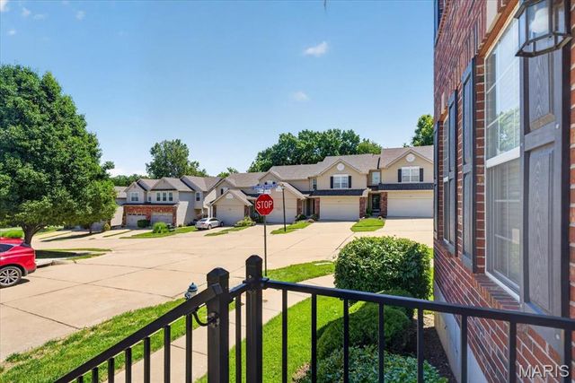 200 Candice Way, St Charles, MO 63376
