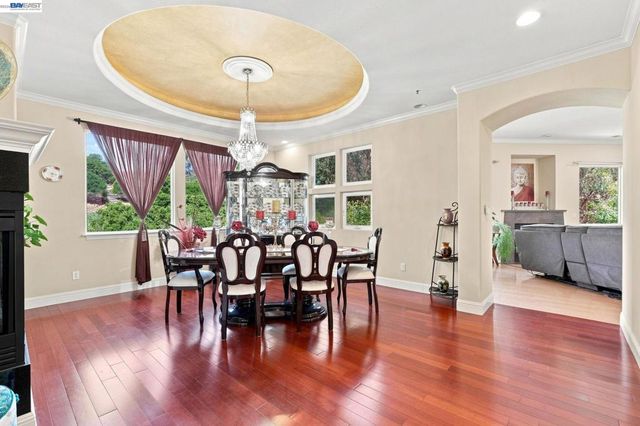 1769 Carmel Ct, Hayward, CA 94541