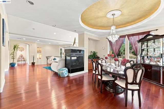 1769 Carmel Ct, Hayward, CA 94541