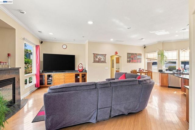1769 Carmel Ct, Hayward, CA 94541