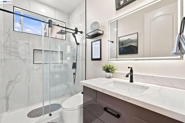 1769 Carmel Ct, Hayward, CA 94541